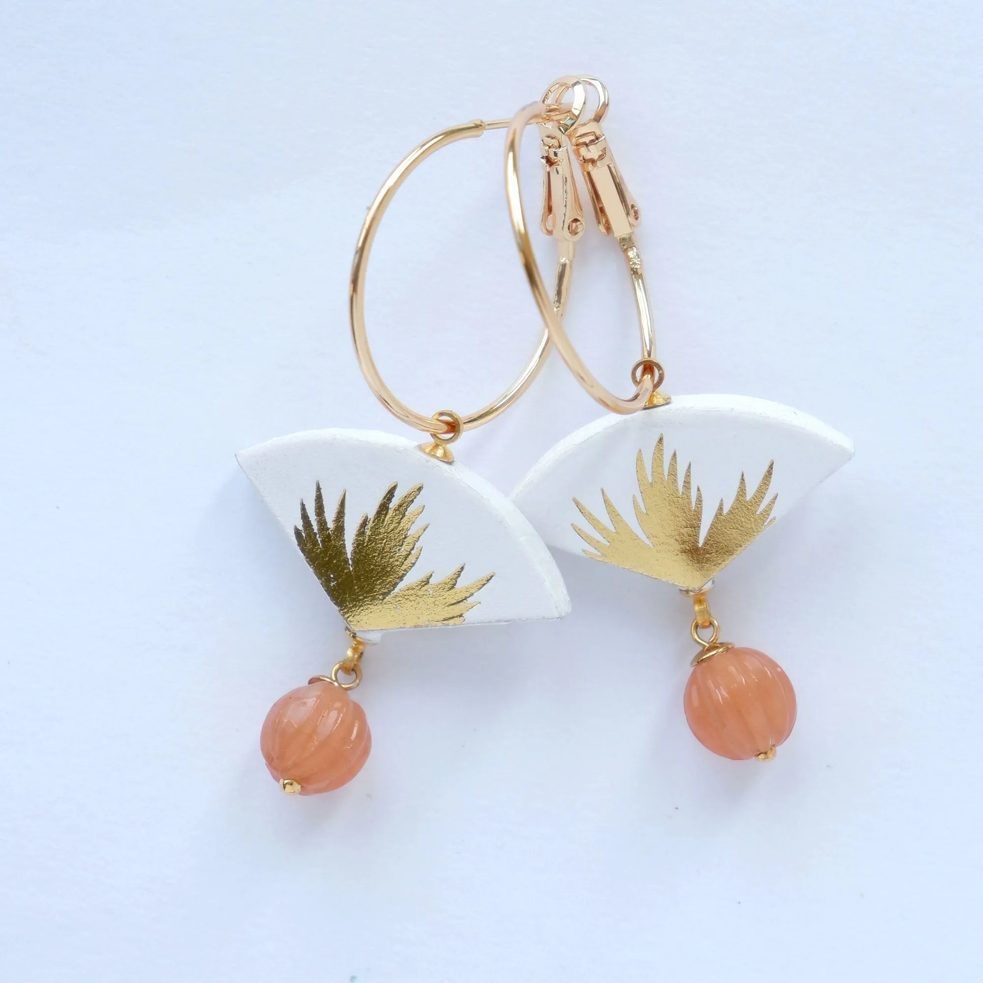 HAVANA . beaded palm fan hoop earrings