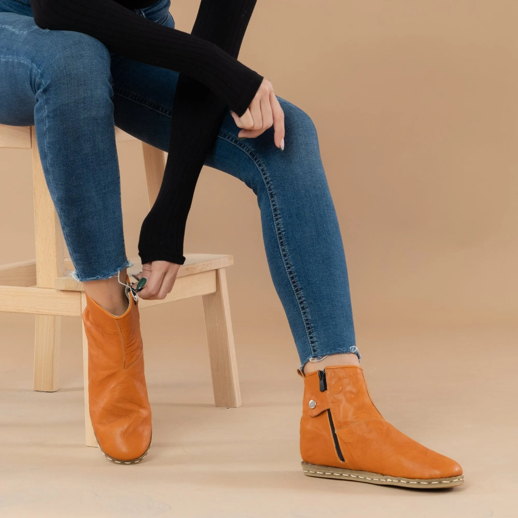 Women's Camel Boots